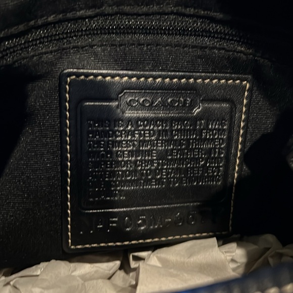 Black Coach Shoulder Bag - Picture 6 of 7